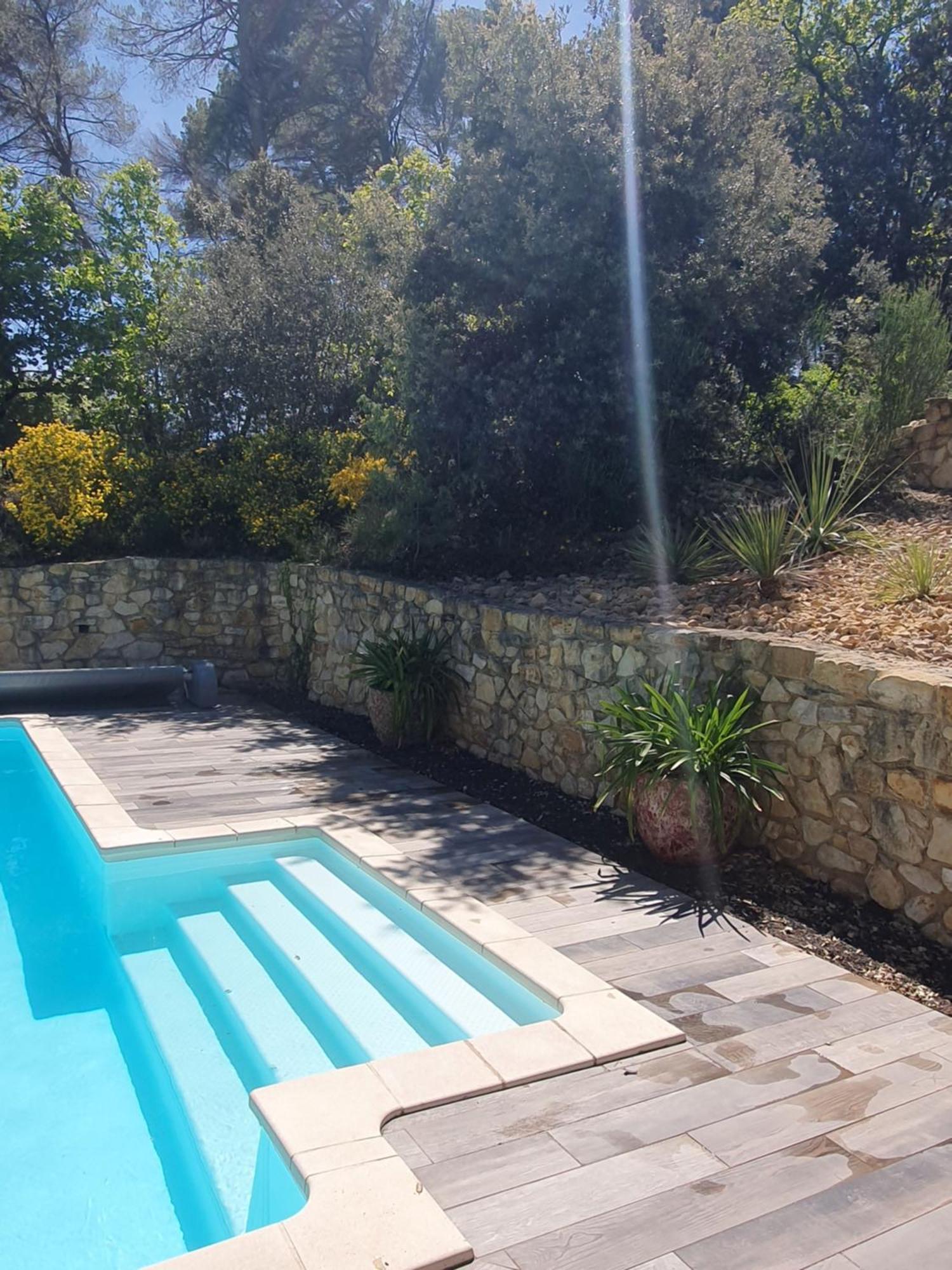 Le Soleil Du Ventoux Villa Entrechaux Luaran gambar